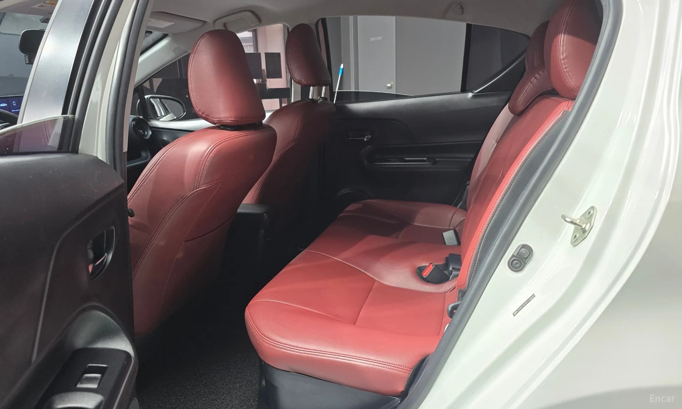 Prius C