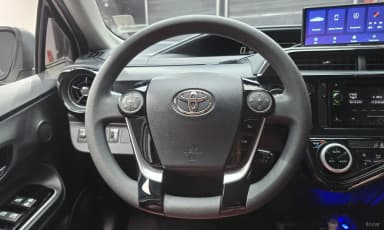 Prius C