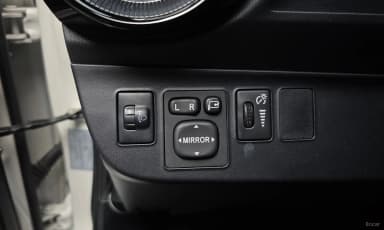 Prius C