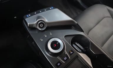 EV6