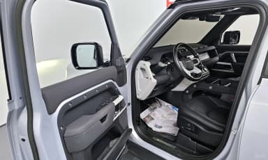 Defender (L663)