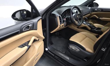 New Cayenne