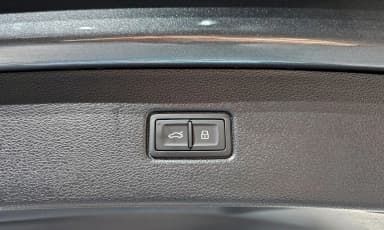 Q7 (4M)