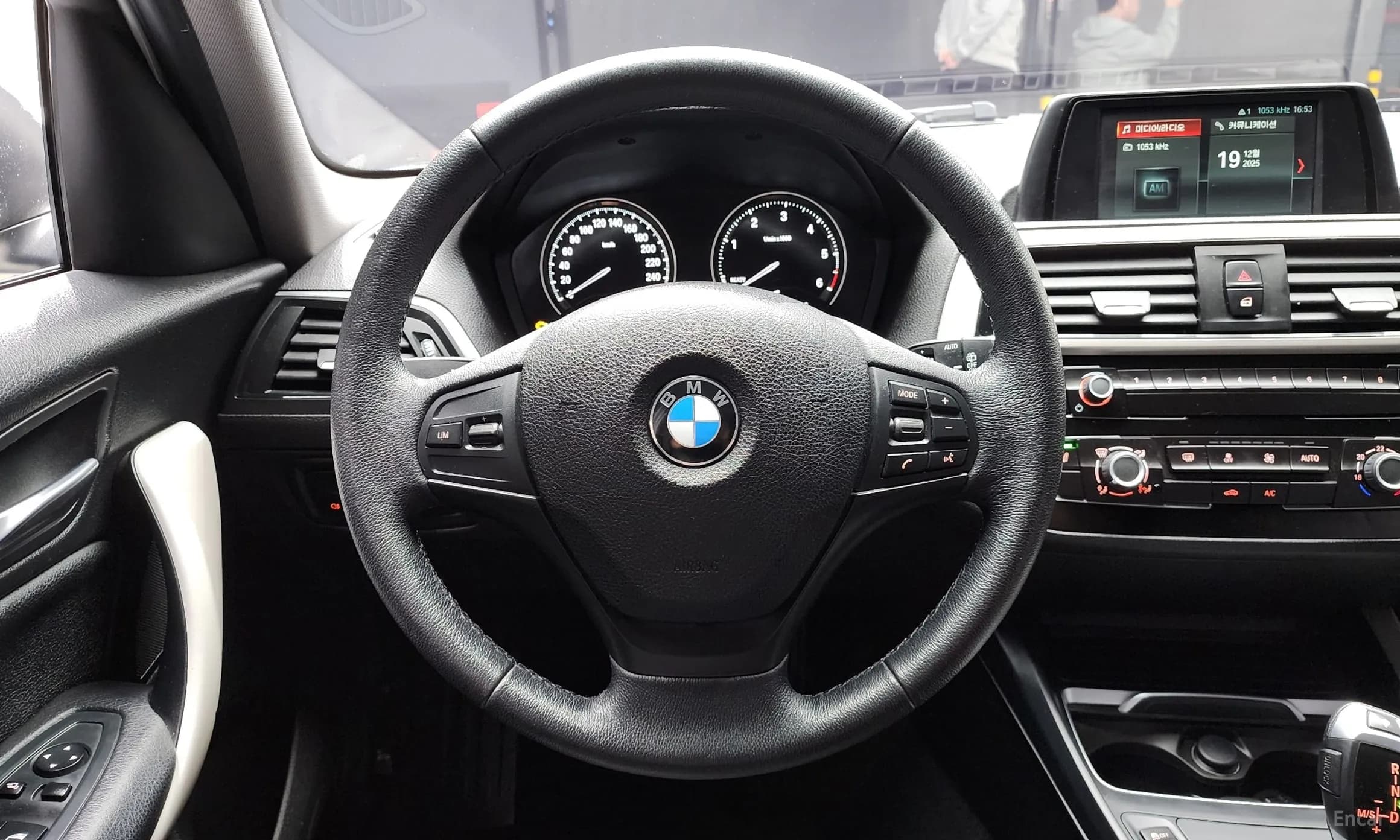 1 Series (F20)