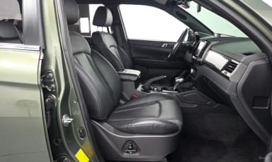 Rexton Sports Khan