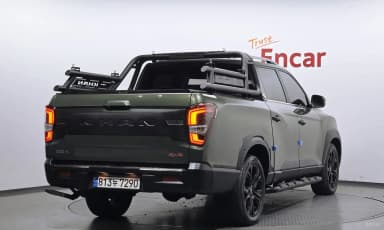 Rexton Sports Khan
