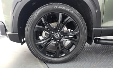 Rexton Sports Khan