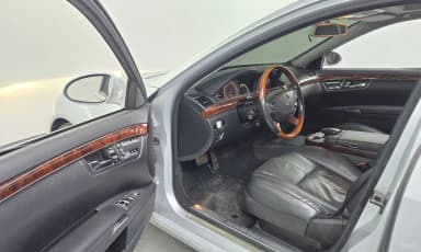 S-Class W221