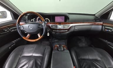 S-Class W221