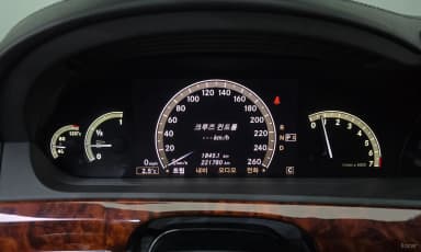 S-Class W221