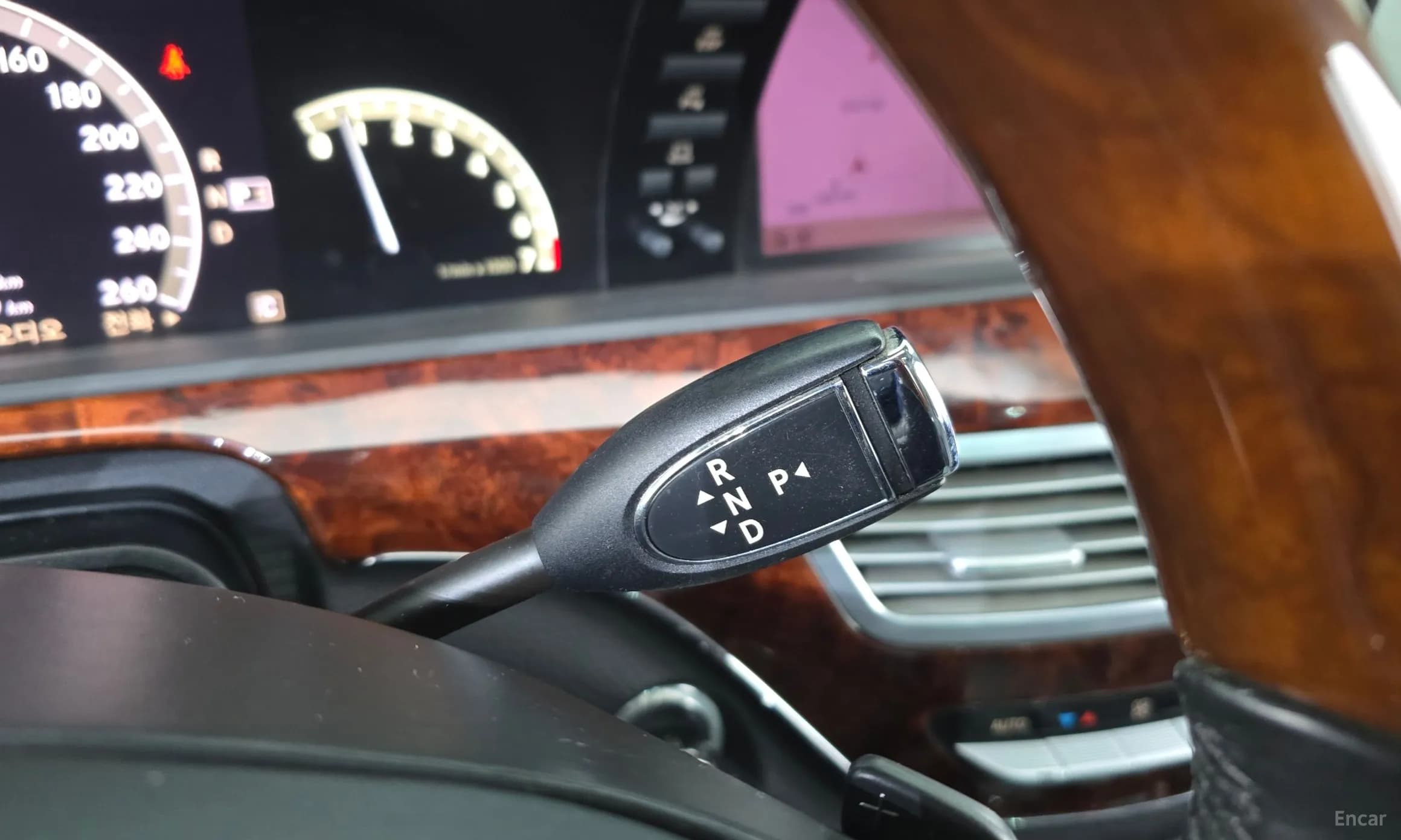 S-Class W221