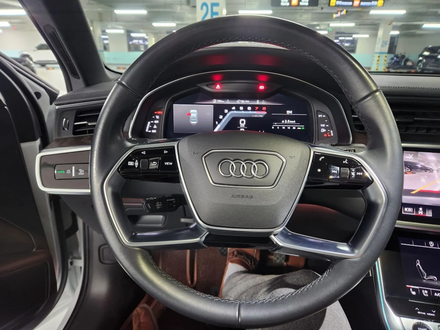 A6 (C8)