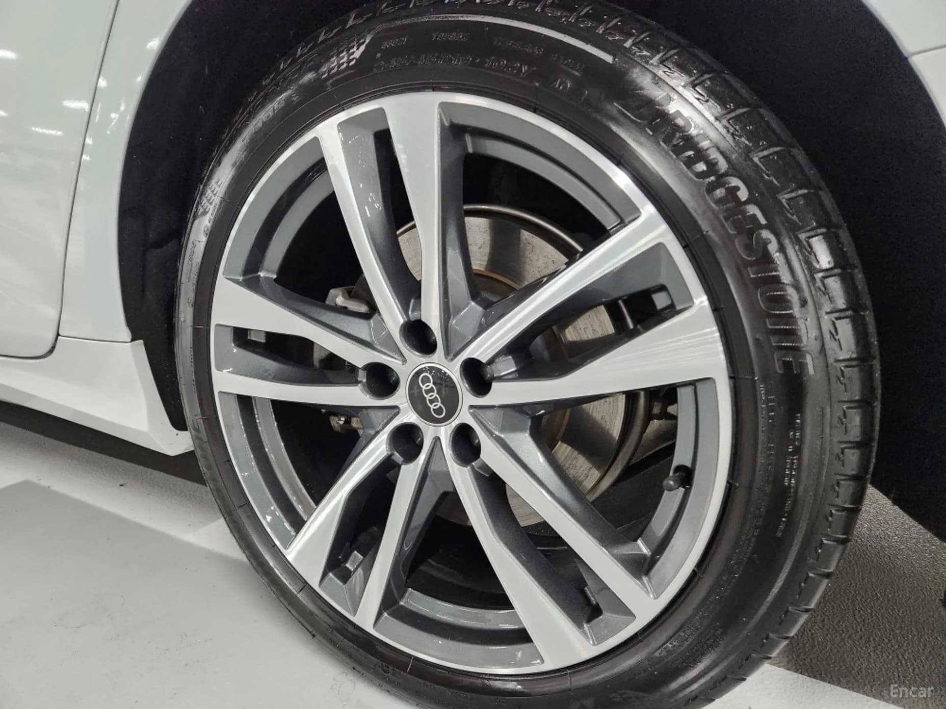A6 (C8)