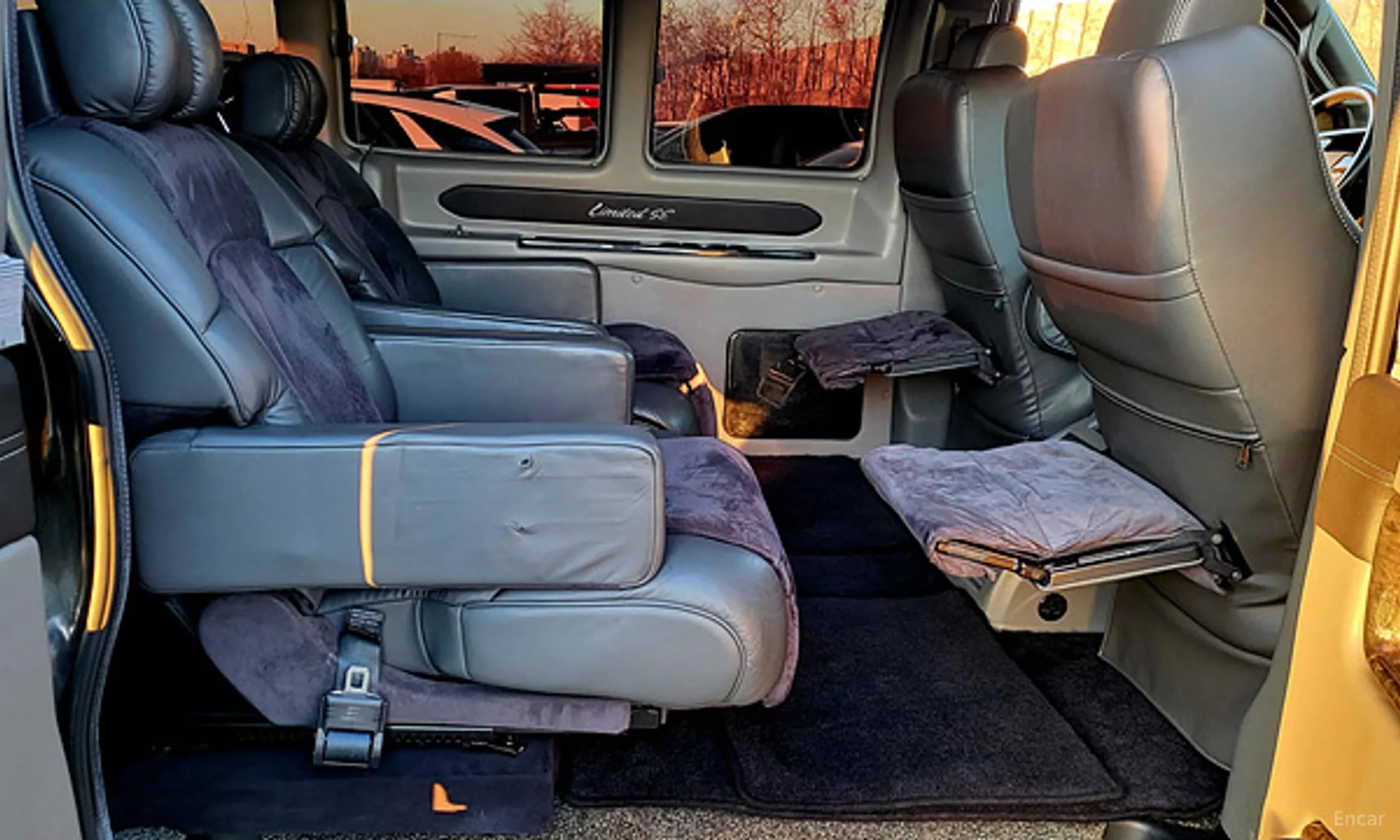 Express Van