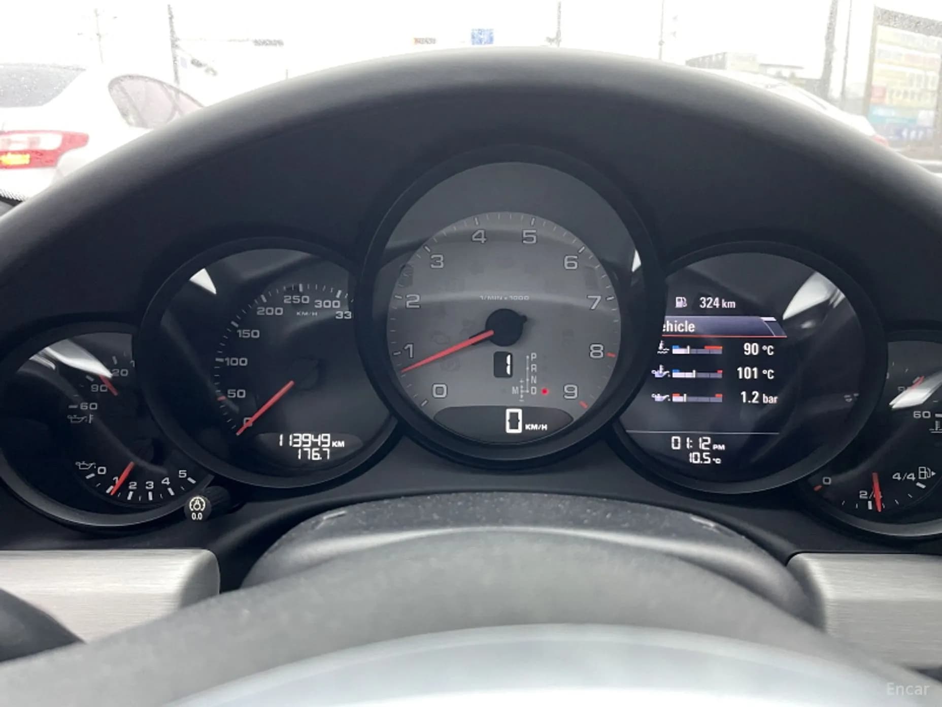 910