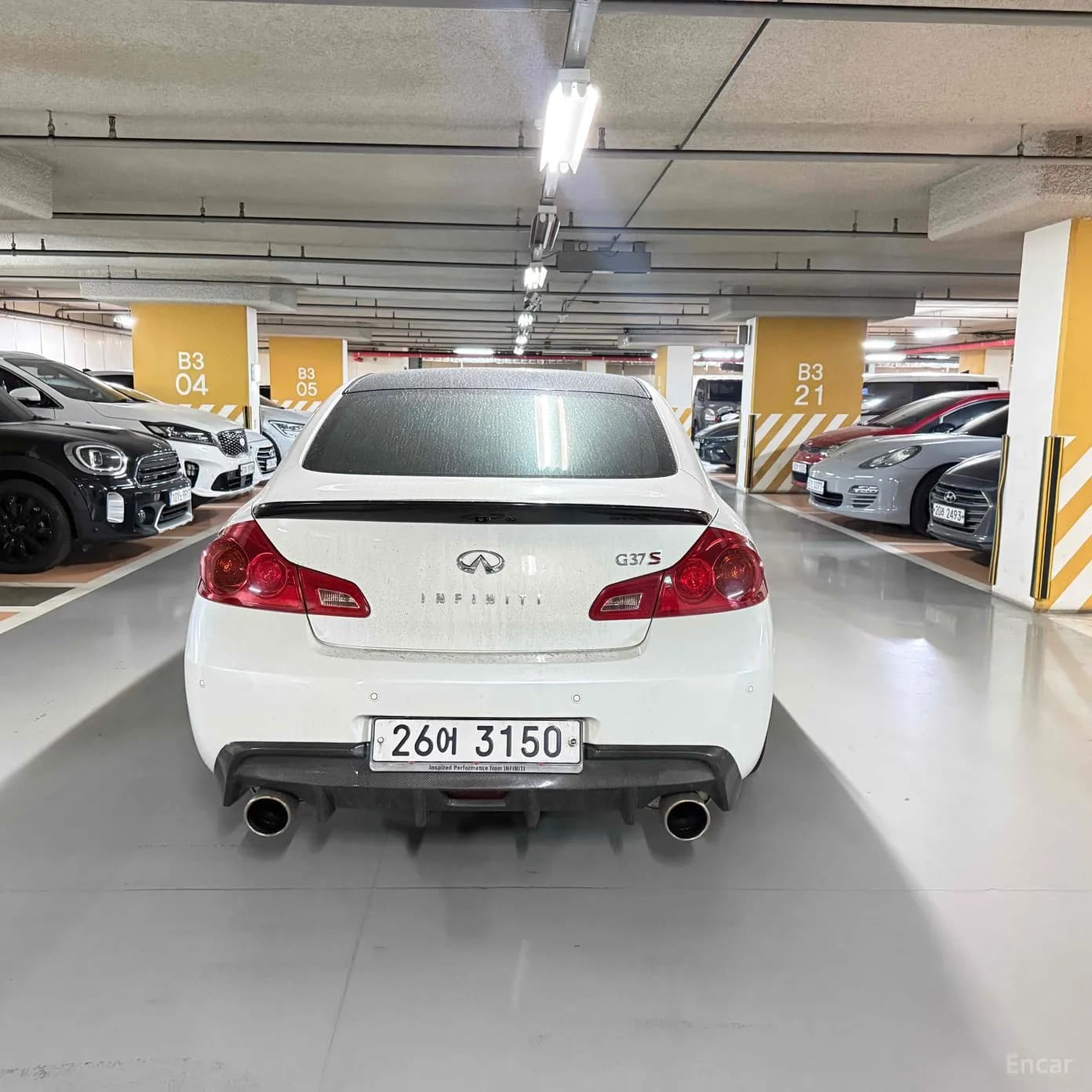 G37