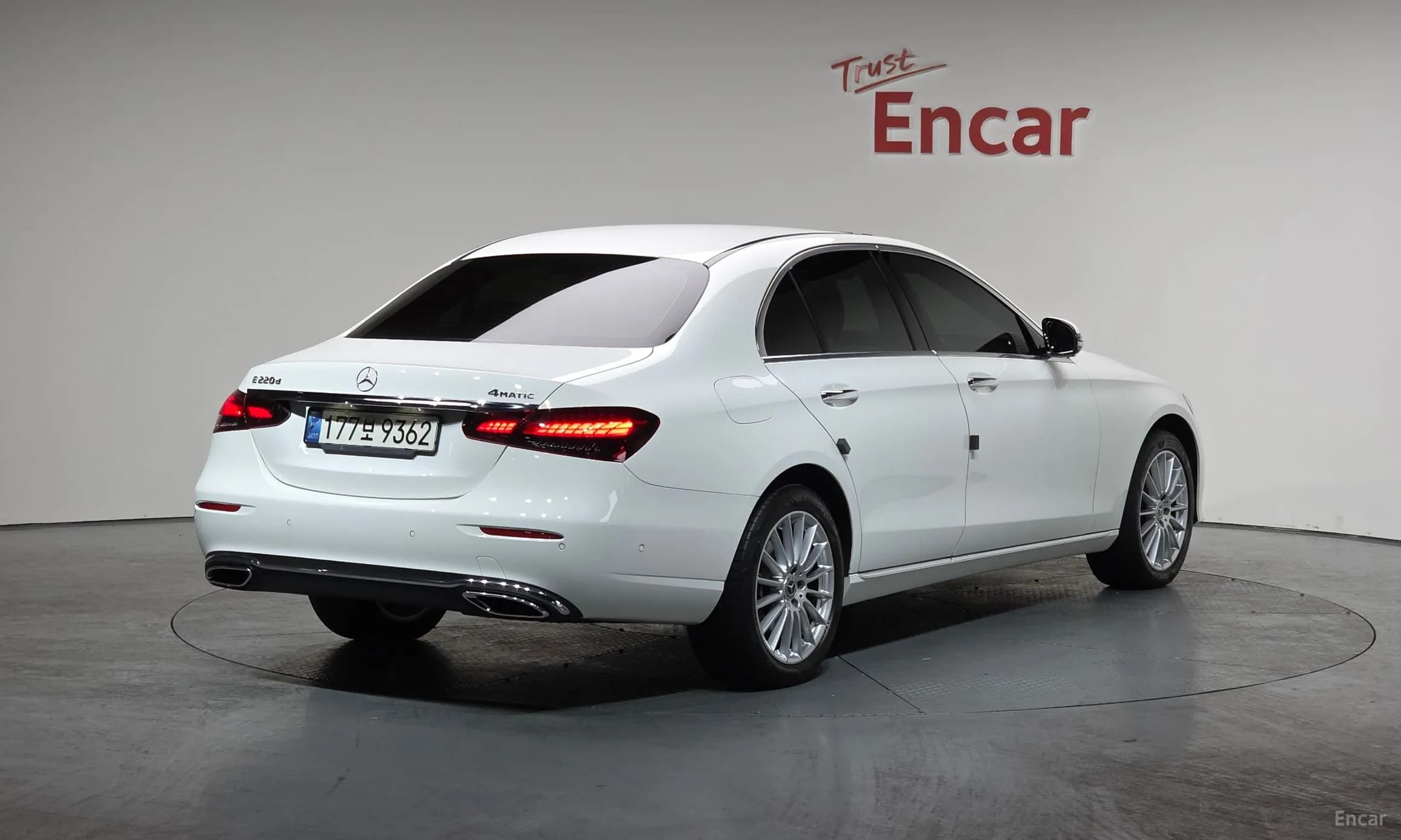 E-Class W213