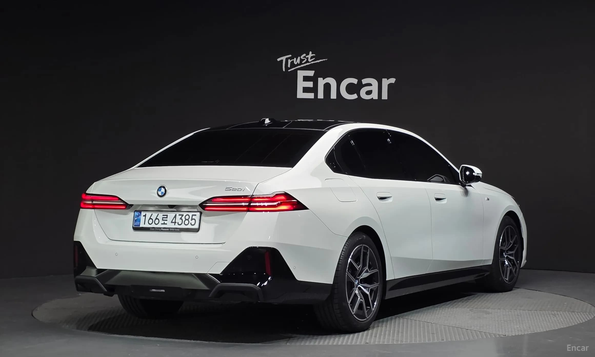 5 Series (G60)