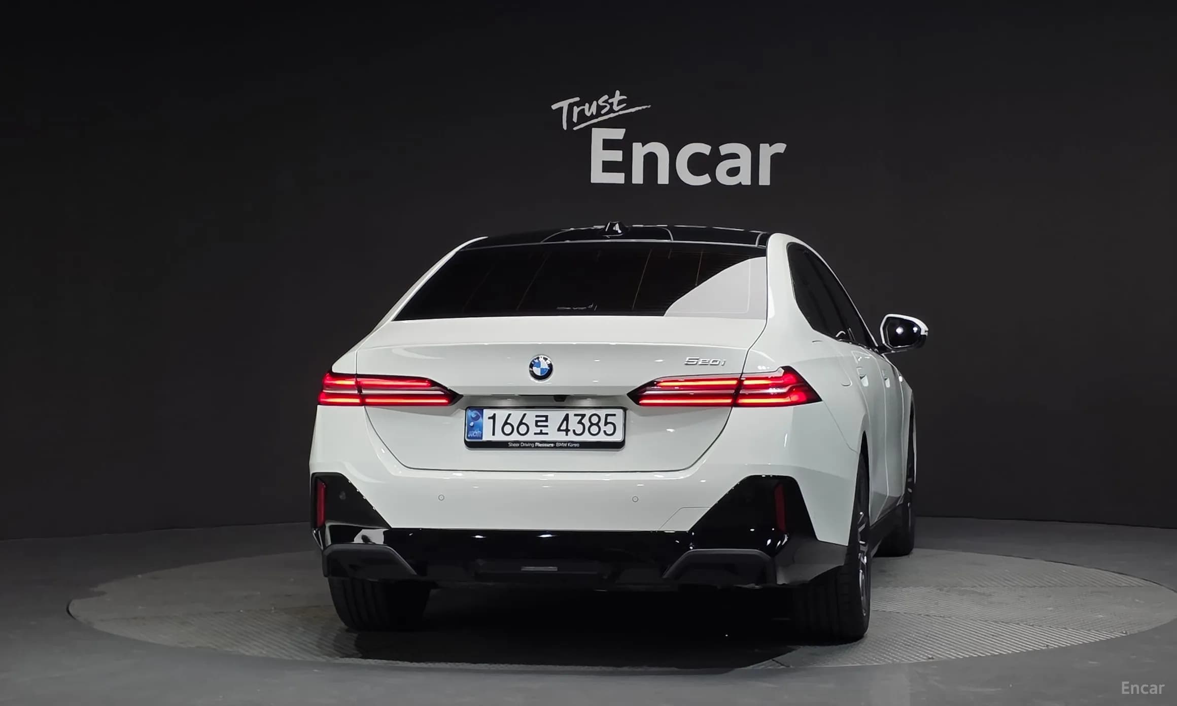 5 Series (G60)