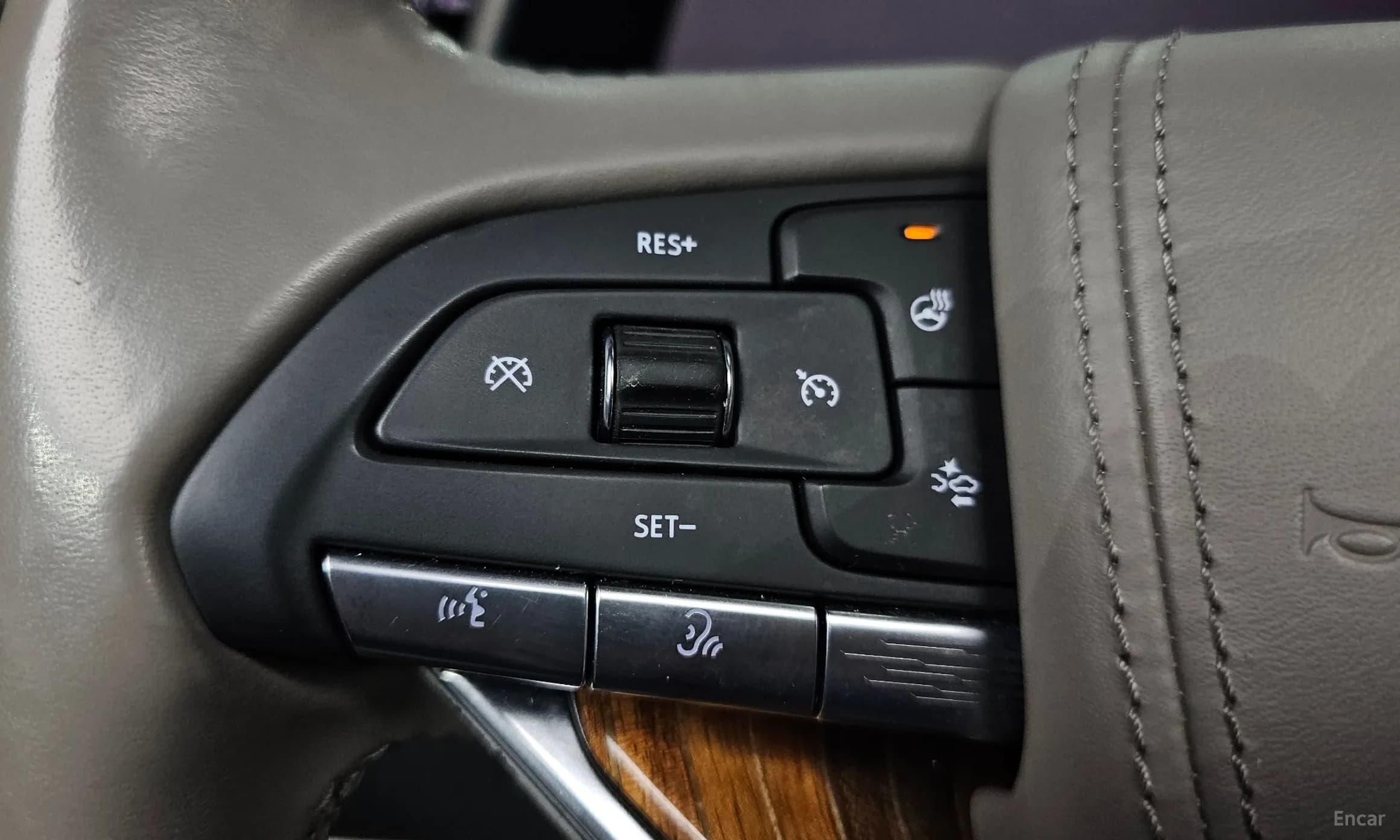 Escalade 5th Generation