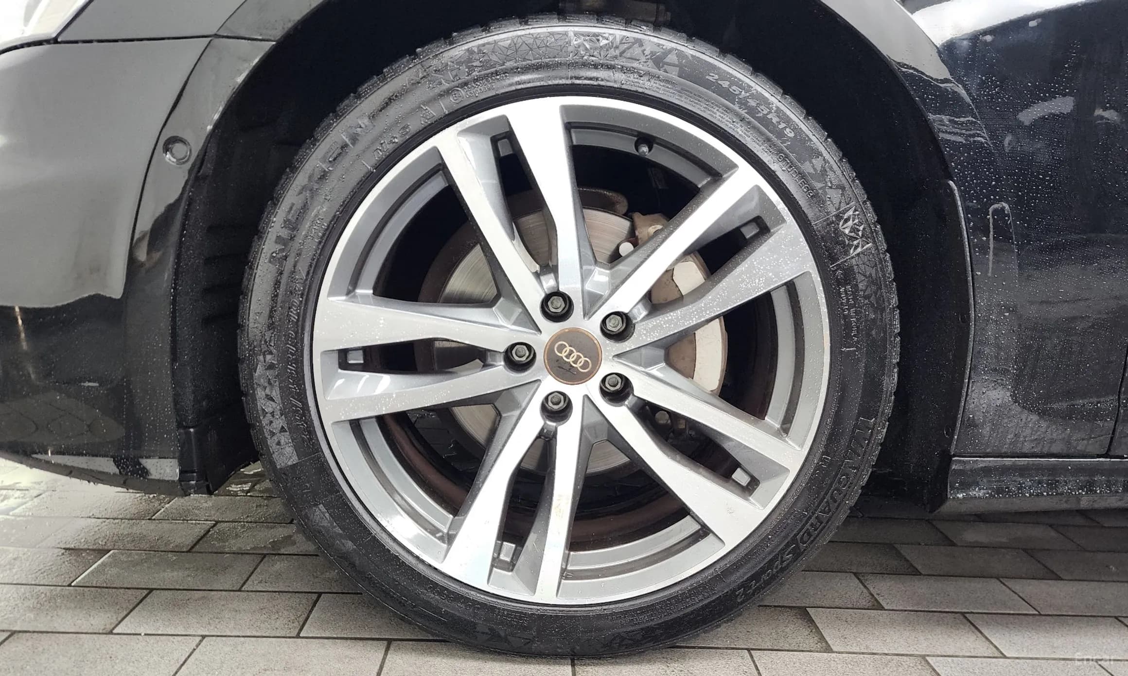 A6 (C8)