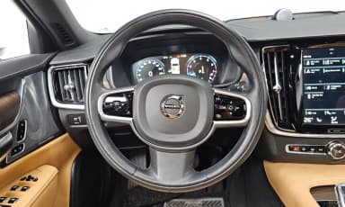 S90