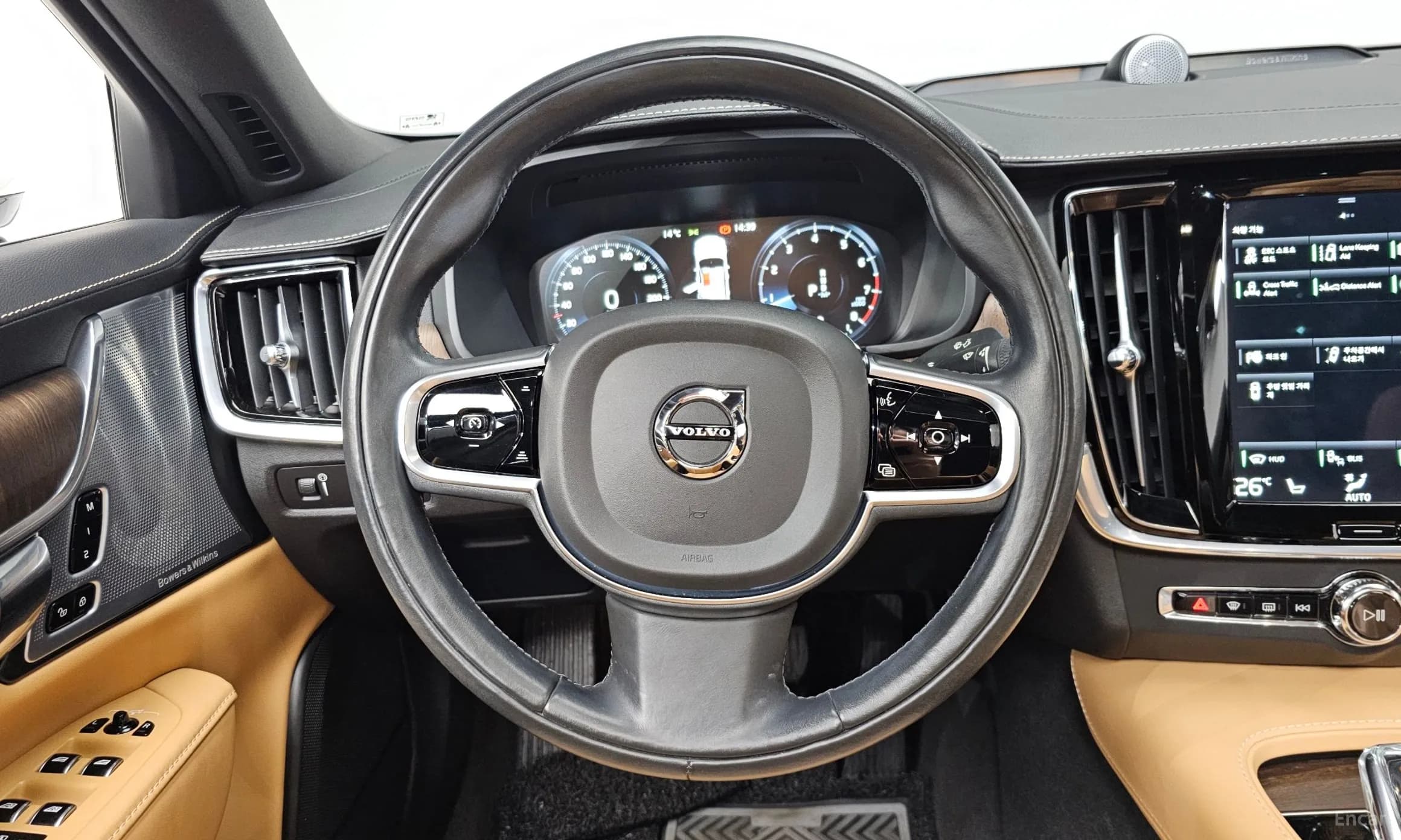S90