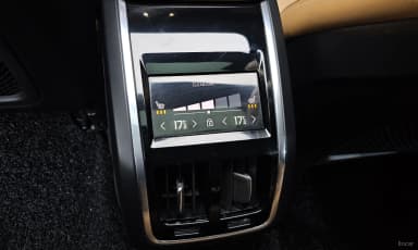 S90