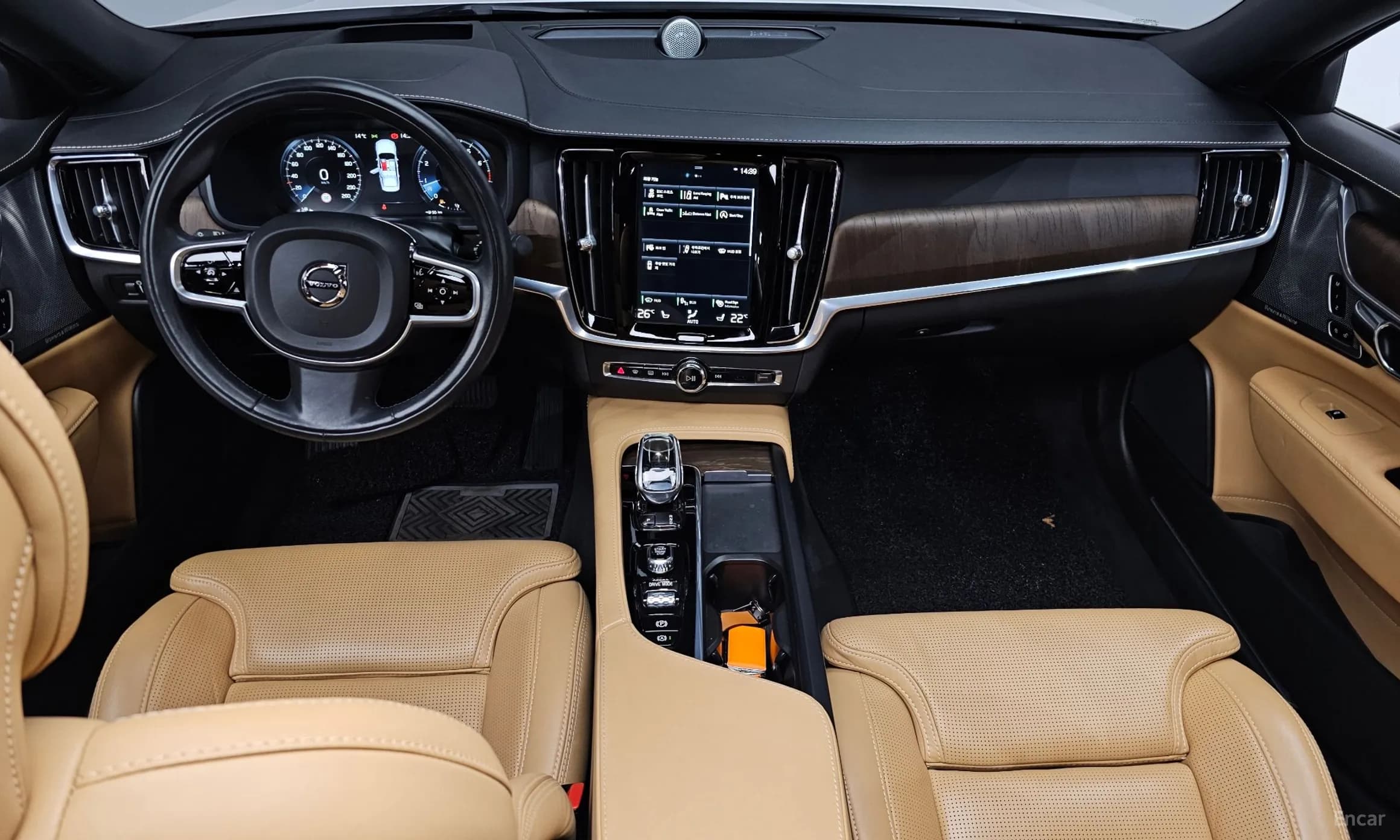 S90