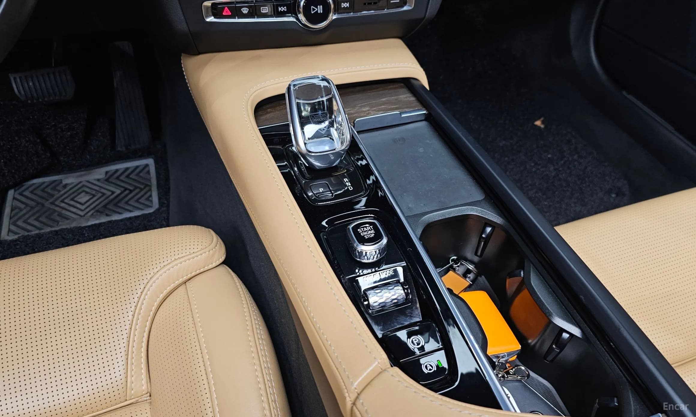 S90