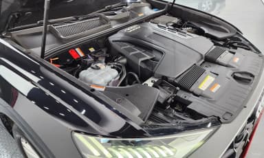 Q8 (4M)