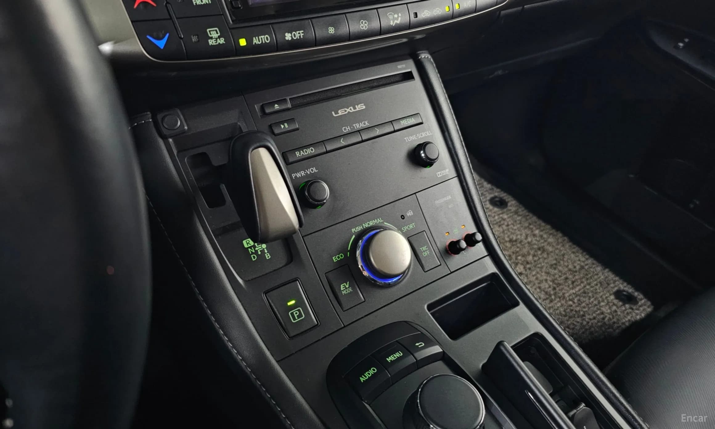 CT200h