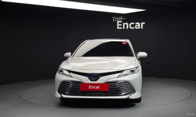 Camry (XV70)
