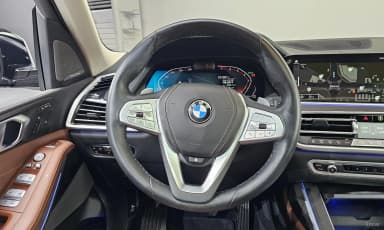 X7 (G07)