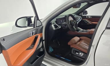 X6 (G06)