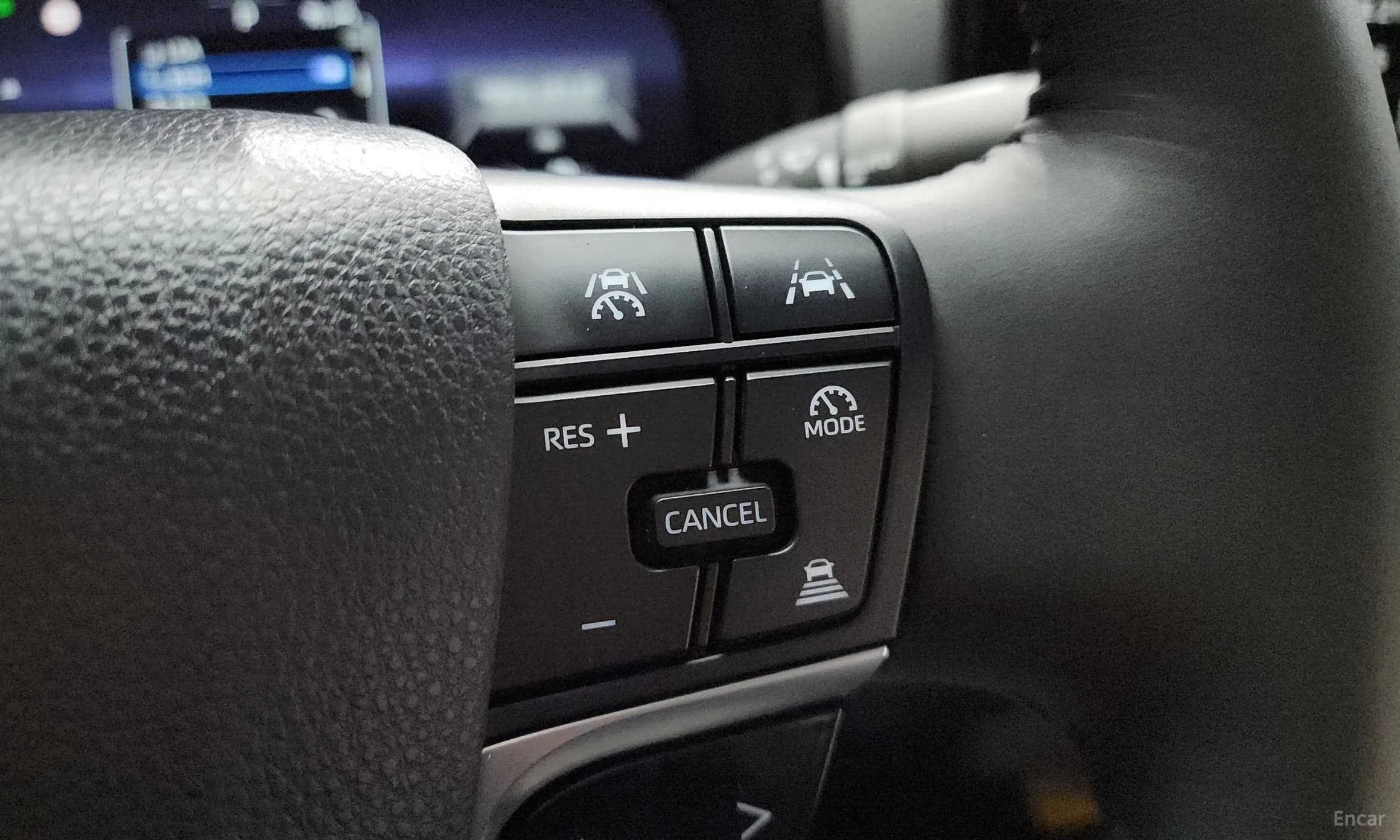 Camry (XV80)