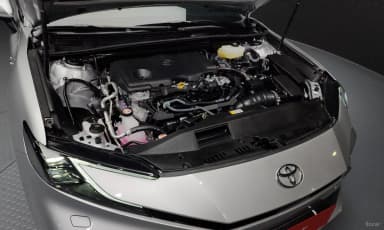 Camry (XV80)