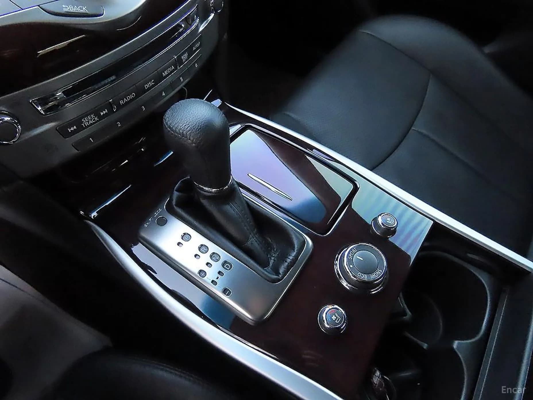 Q70