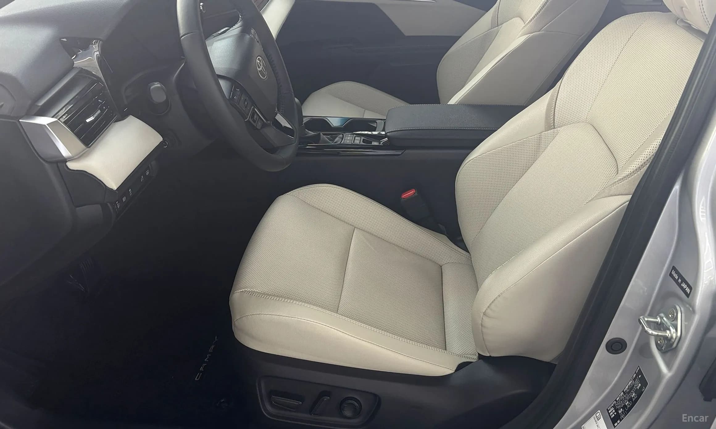 Camry (XV80)