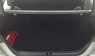 Camry (XV80)