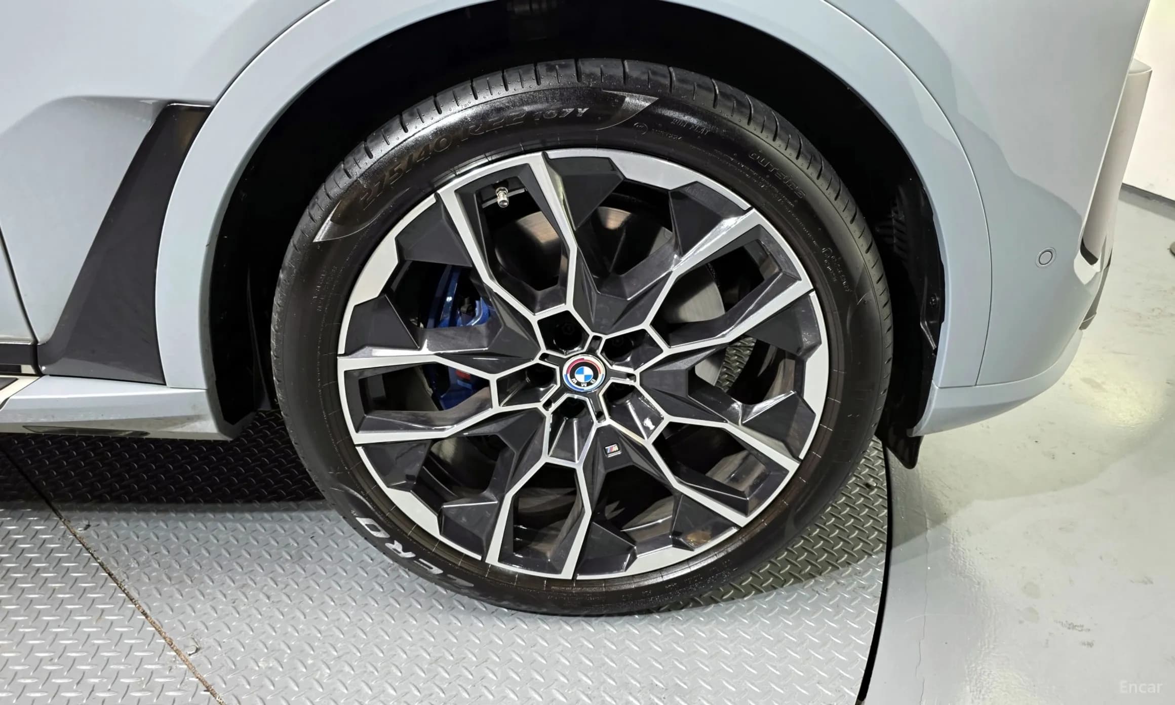 X7 (G07)