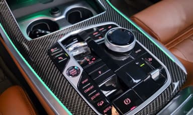 X7 (G07)