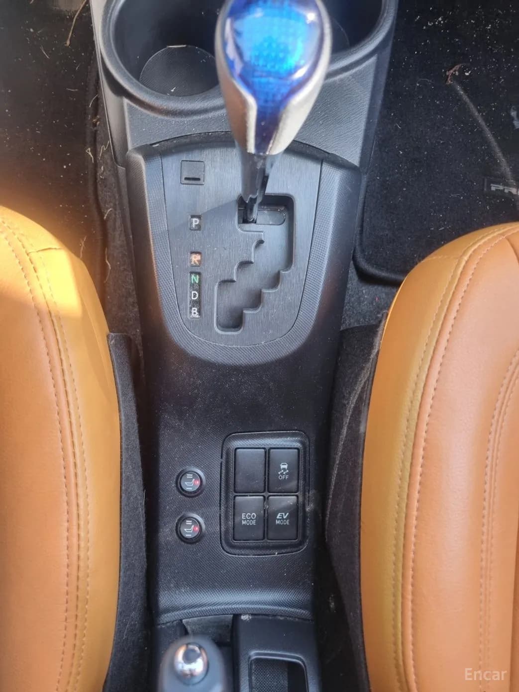 Prius C