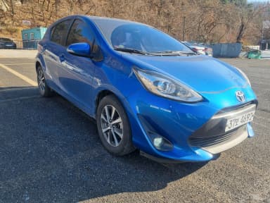 Prius C