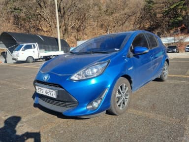 Prius C