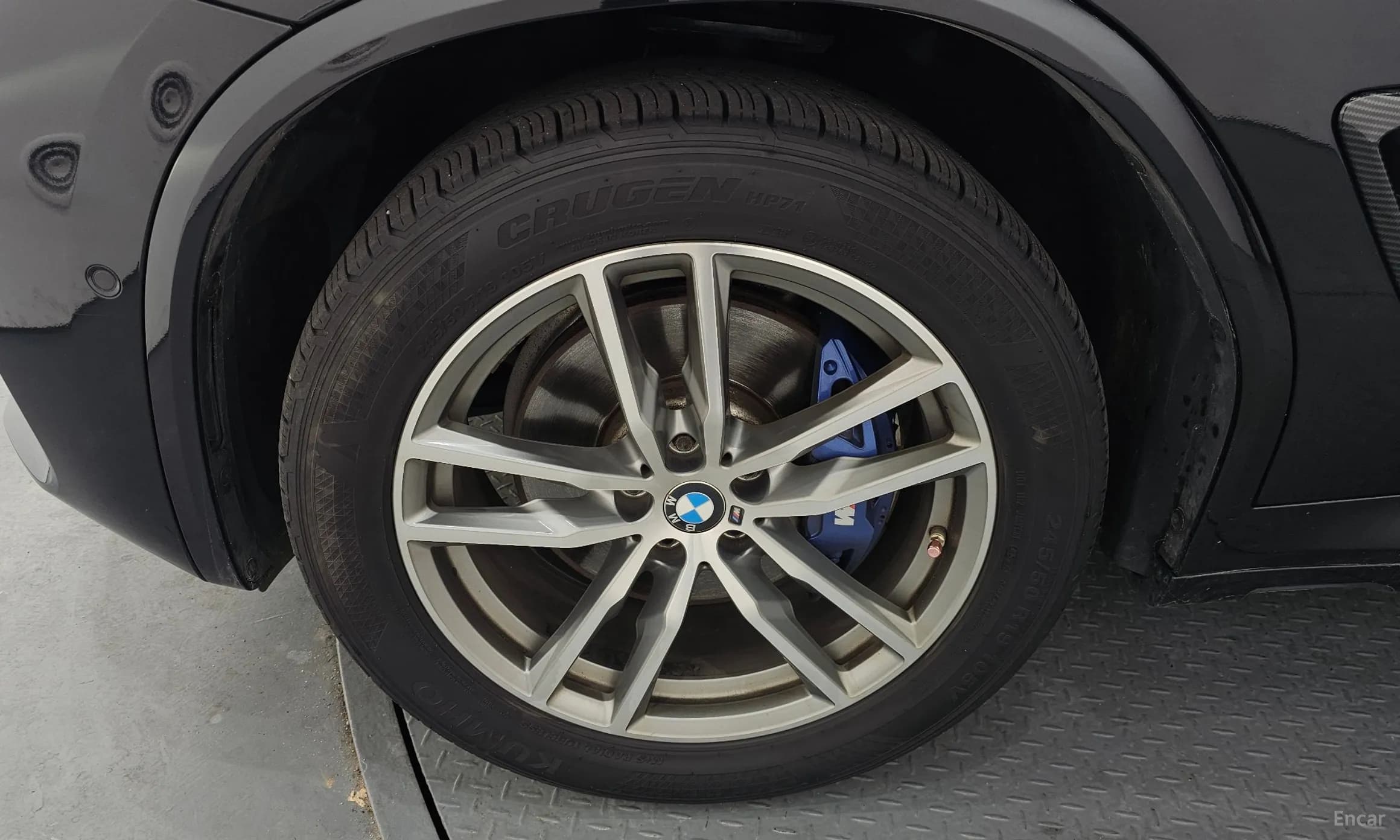 X4 (G02)