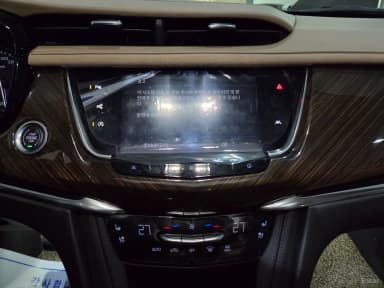 XT6