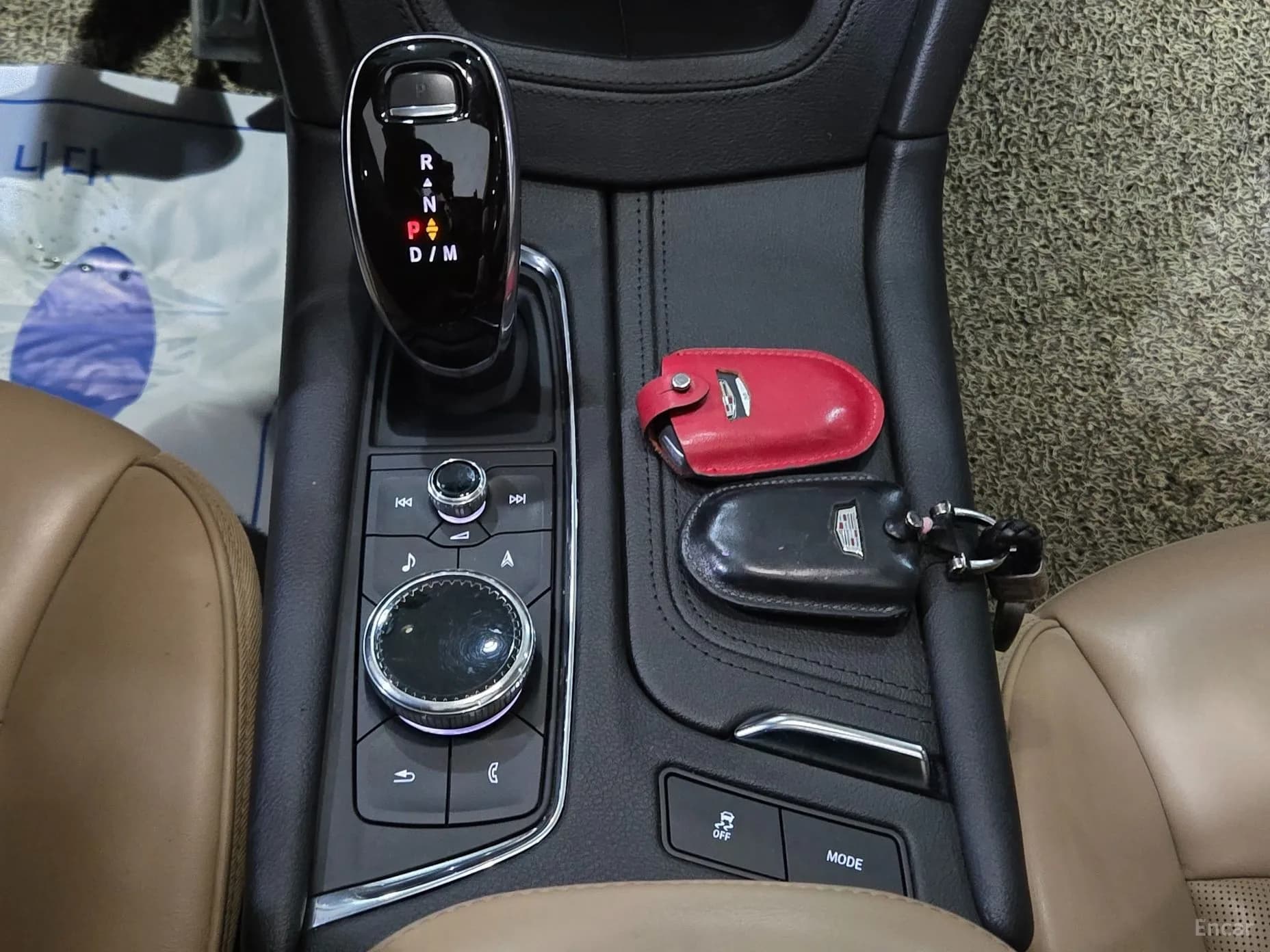 XT6