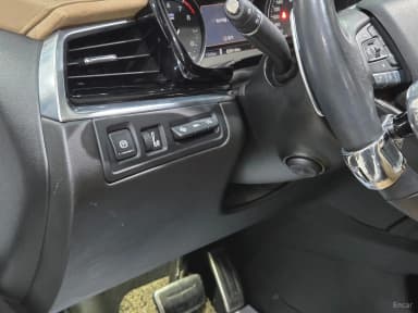 XT6