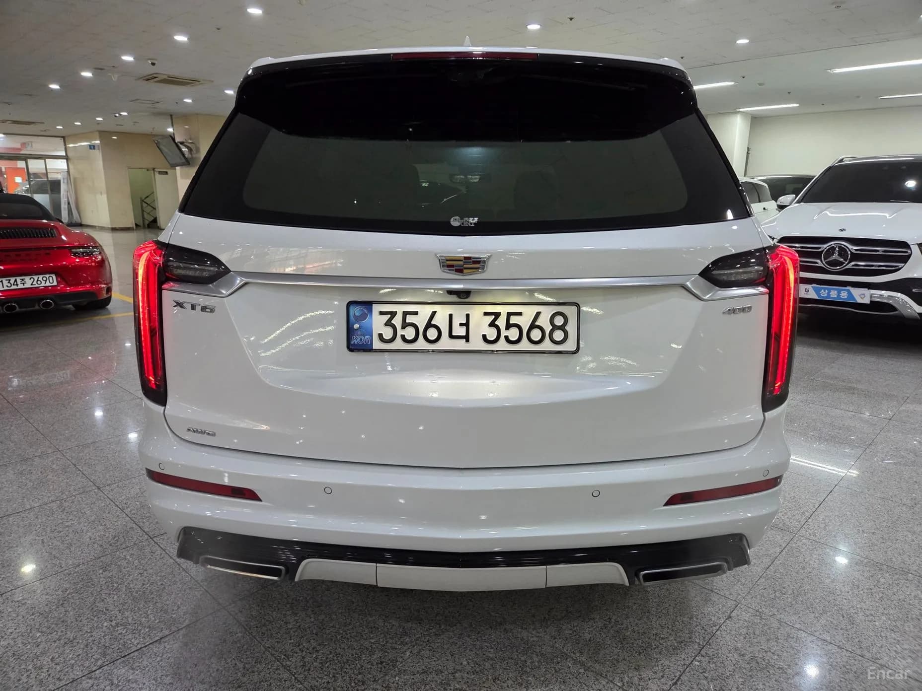 XT6